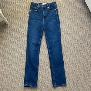 FRAME Denim Straight Jeans “The Pencil”